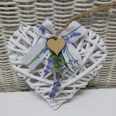 Proutěné mini srdíčko s levandulí